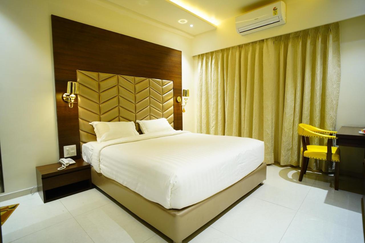 Orange Tree Hotels Nagpur Exteriör bild